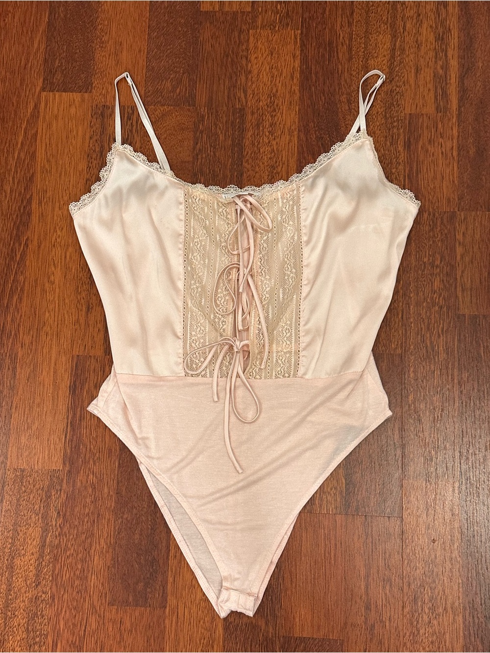 Emory Park Vintage Inspired Delicate Lace-Front Satin Bodysuit. Cottagecore. M